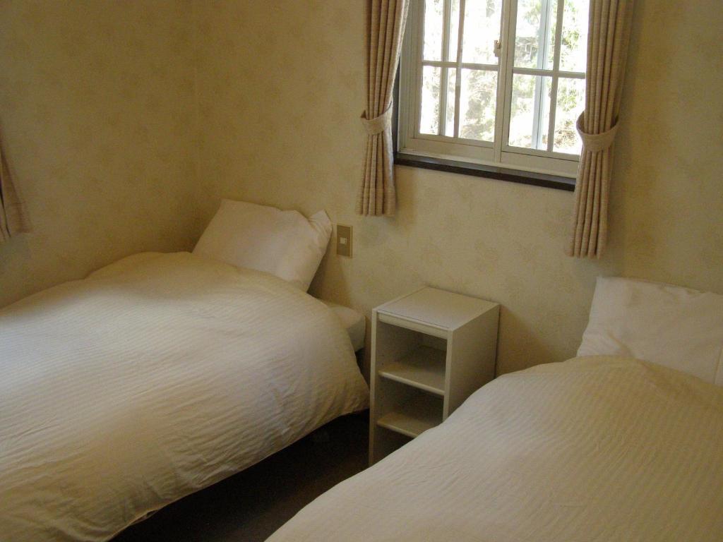 Sunny Side Hut Bed & Breakfast Hakuba Room photo
