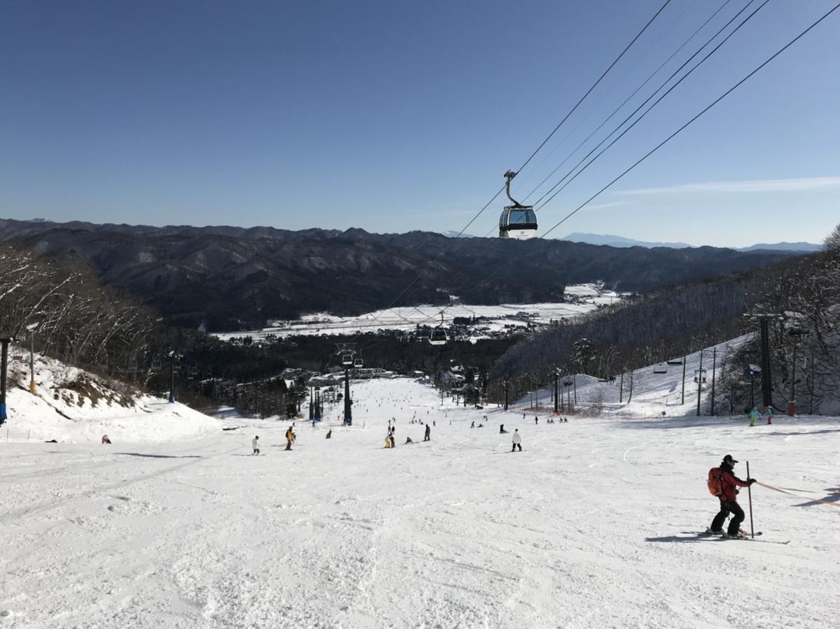 Sunny Side Hut Bed & Breakfast Hakuba Exterior photo